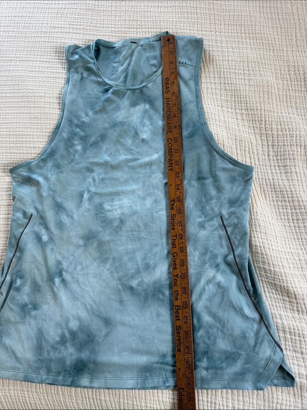 lululemon athletica Teal Tie-Dye Men's Tank - Picture 3 of 5